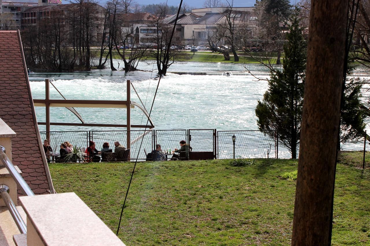Apartman River Una Bihac Bagian luar foto